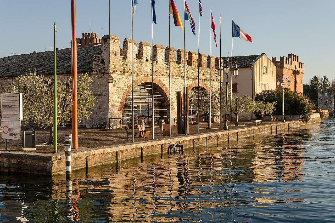 Venetiaanse gewoonten van Lazise