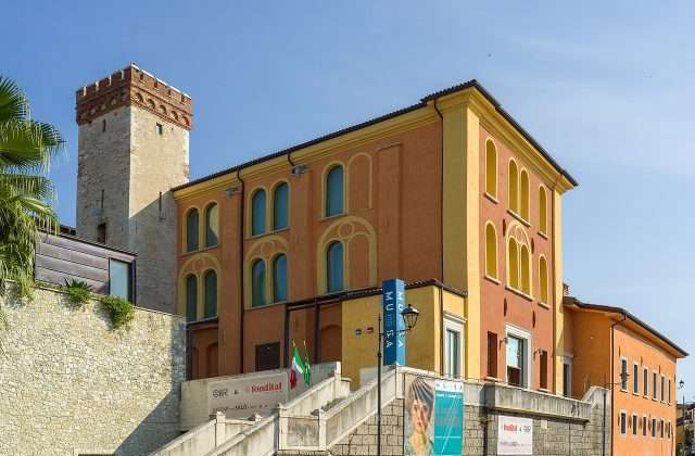 El MuSa Museo de Salò en el Lago de Garda, exposiciones sobre la historia y la cultura del territorio gardesano