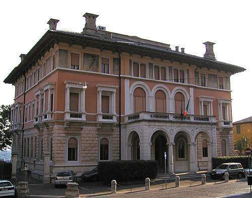 Palazzo Feltrinelli en Gargnano sul Lago di Garda, elegante villa liberty sede de la Universidad de Estudios de Milán