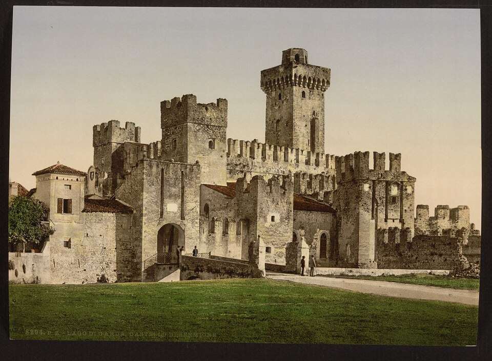 Castello Scaligero de Sirmione