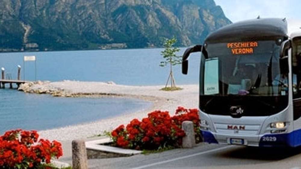 ATV-bus richting Peschiera Verona aan het Gardameer