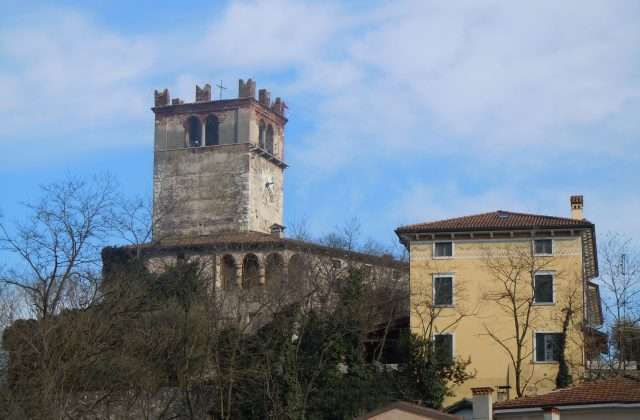 Scaligero-kasteel van Castelnuovo