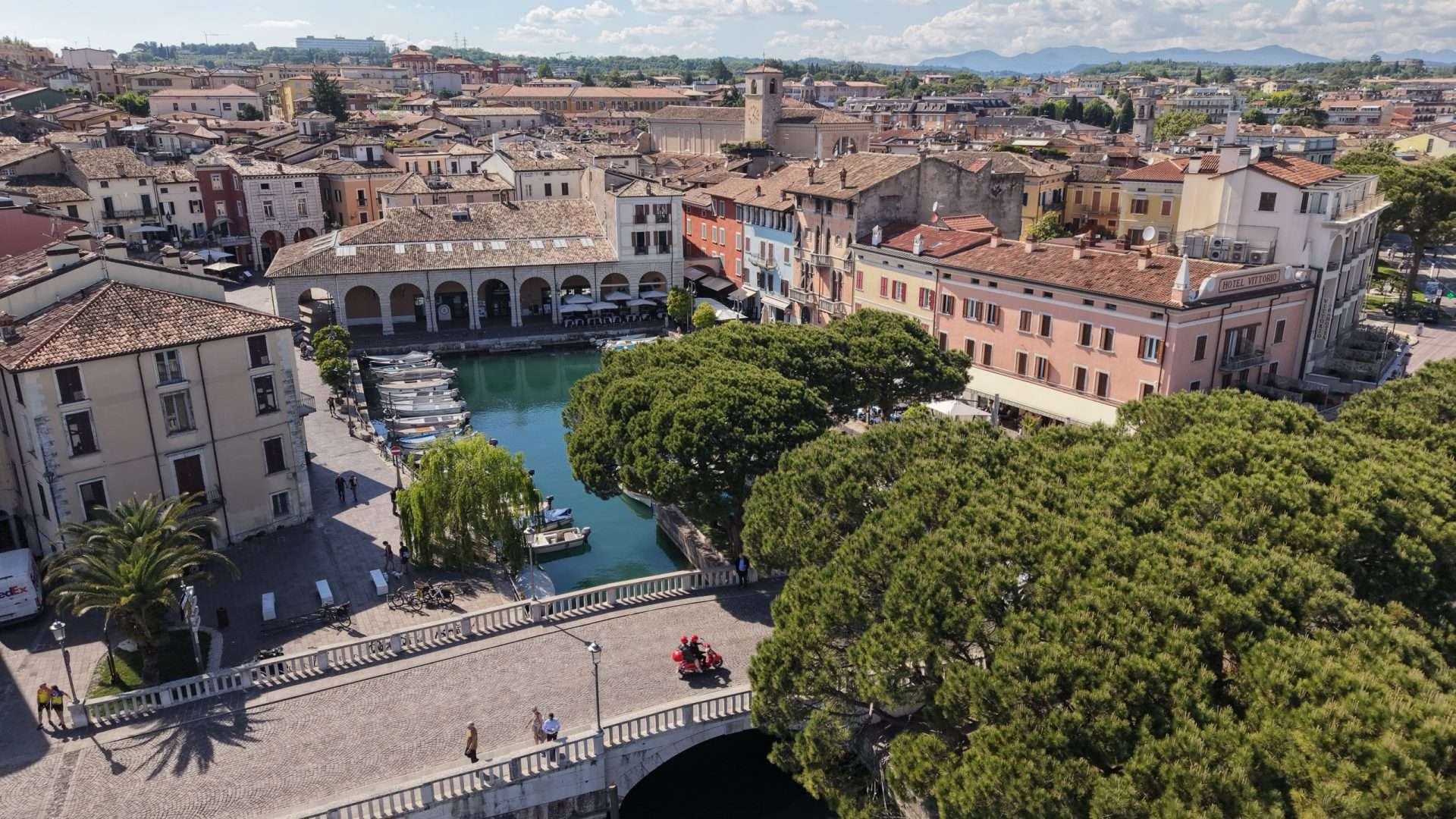 Desenzano del Garda – veduta aerea