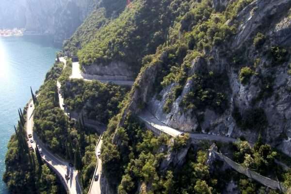 Strada della Forra vista aerea - Gardesana Occidentale sul Lago di Garda