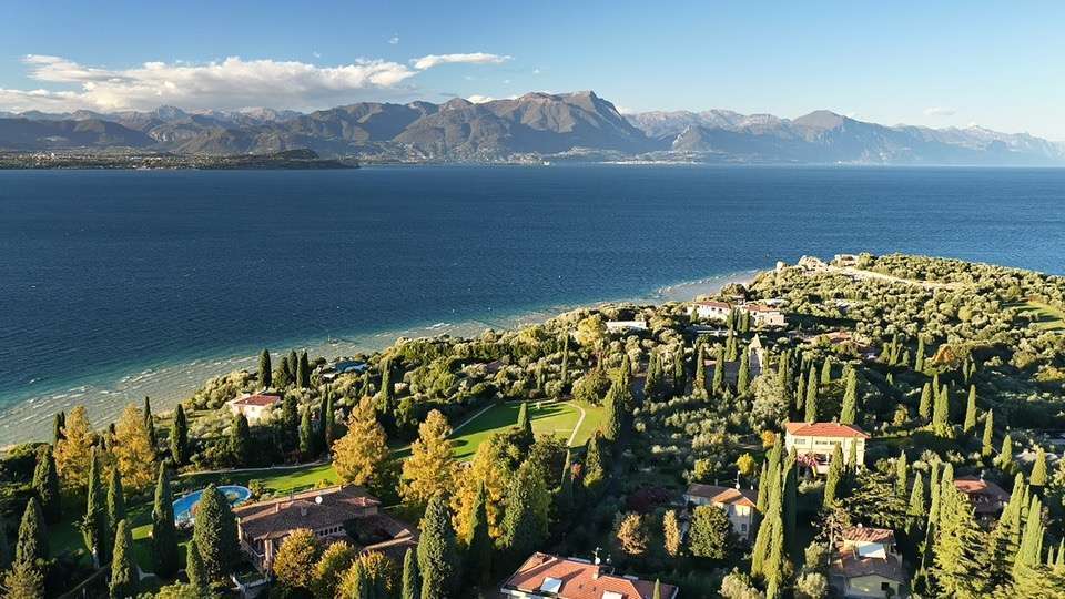 Półwysep Sirmione — Zamek i Groty Katullusa