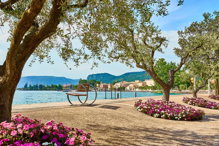 Peschiera — Garda, promenada nadjeziorna