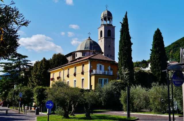 Promenada Nadjeziorna w Salò