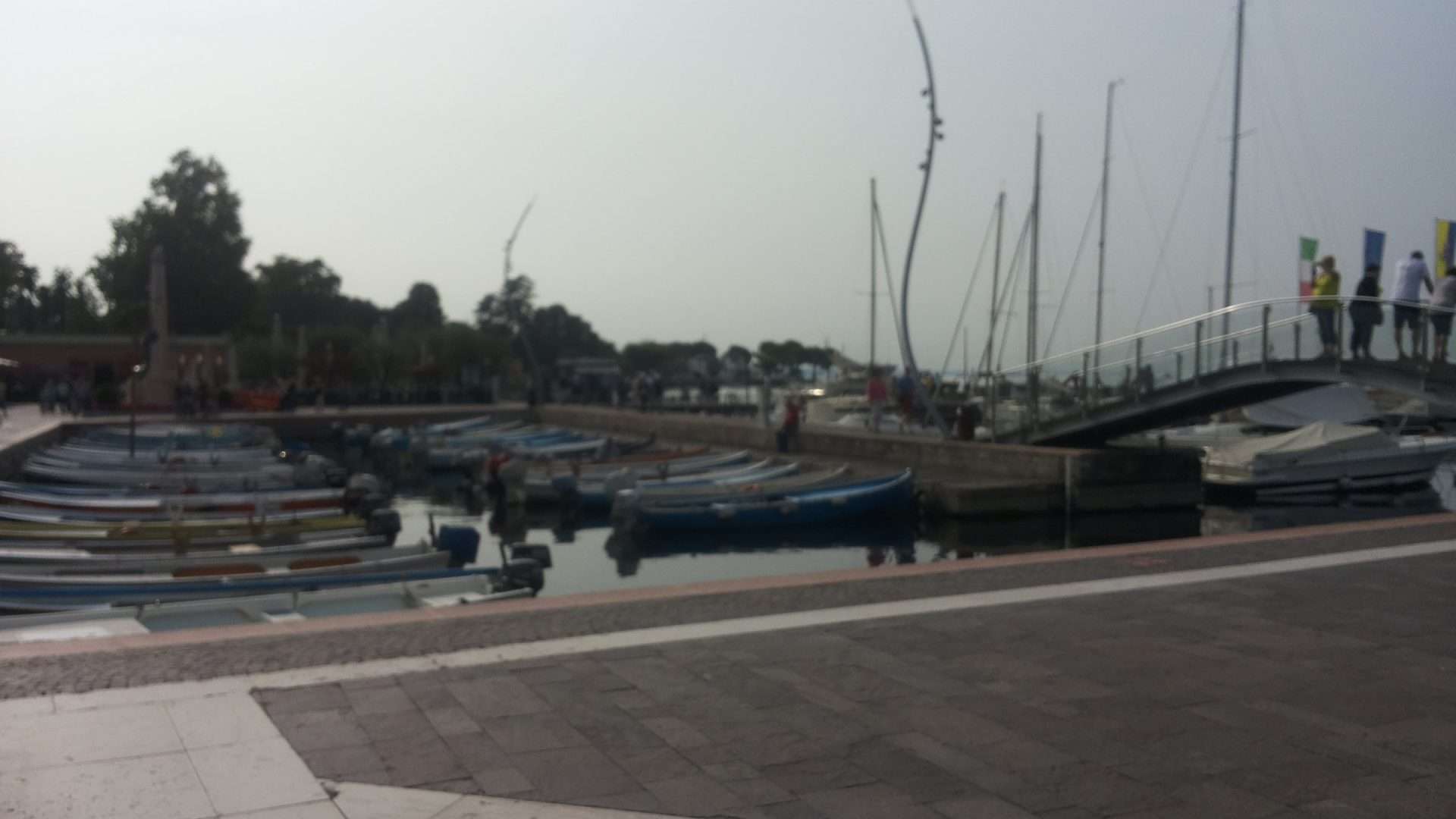 Seepromenade und Hafen