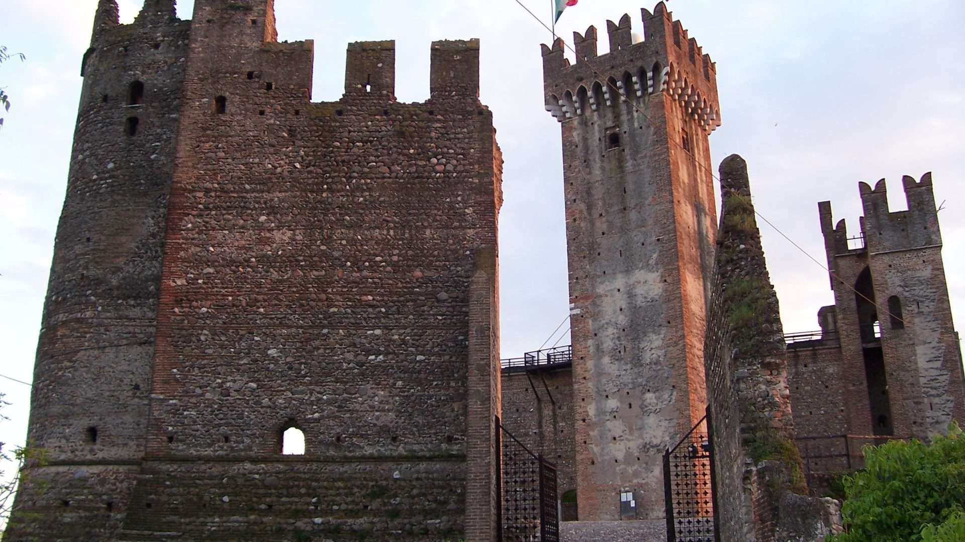 Castello Scaligero di Valeggio