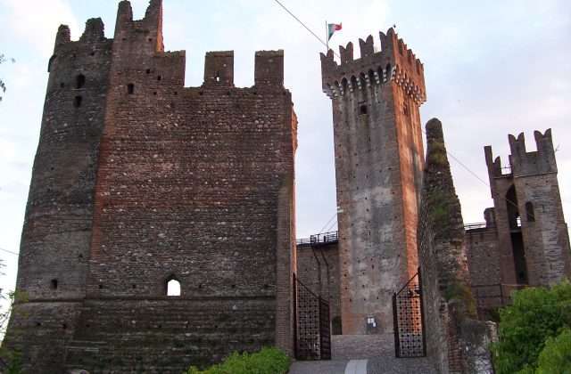 Castello Scaligero di Valeggio
