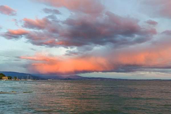Die 10 schönsten Sonnenuntergänge am Gardasee: wo man sie sieht