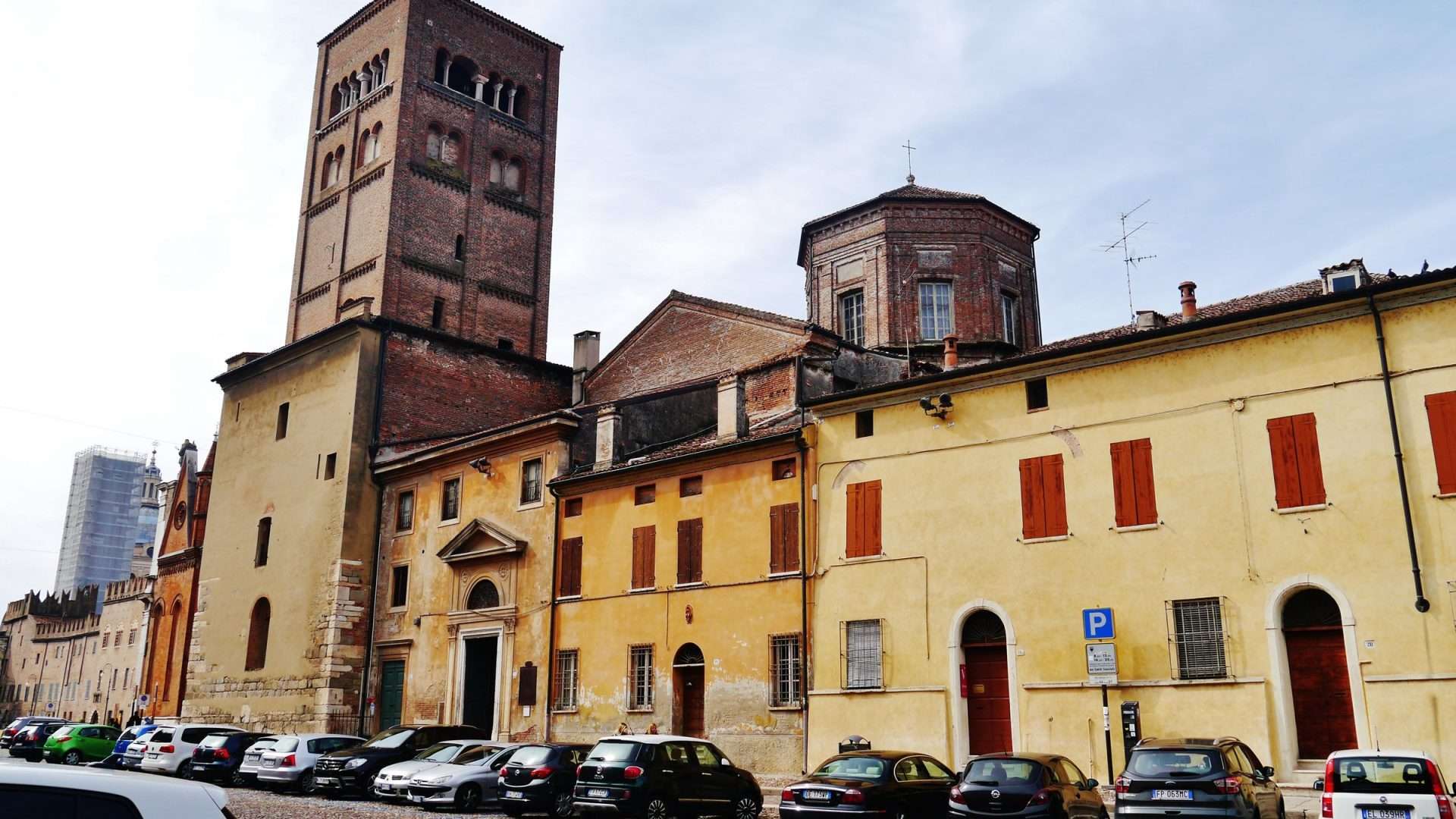 Piazza Sordello, Mantua