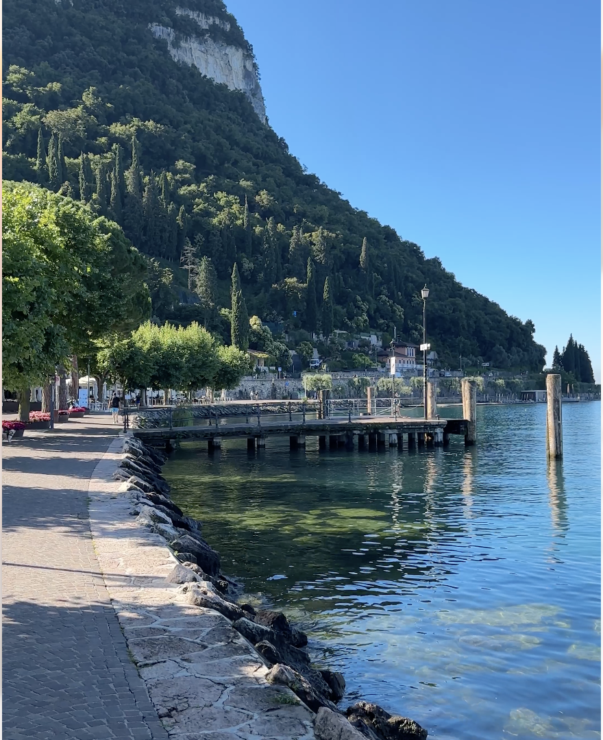 Garda – lakefront and Rocca