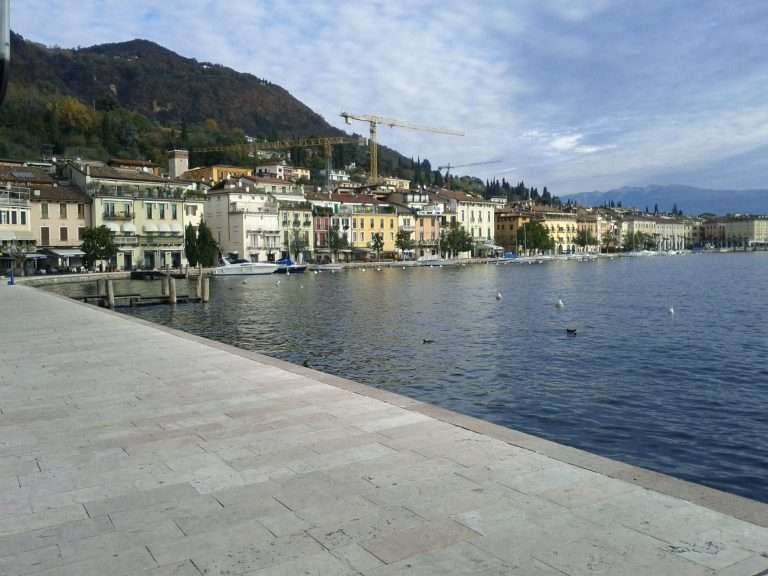 Bisagoga di Salò 2026: ein Spaziergang am See