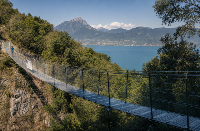 Tibetaanse Brug van Torri del Benaco